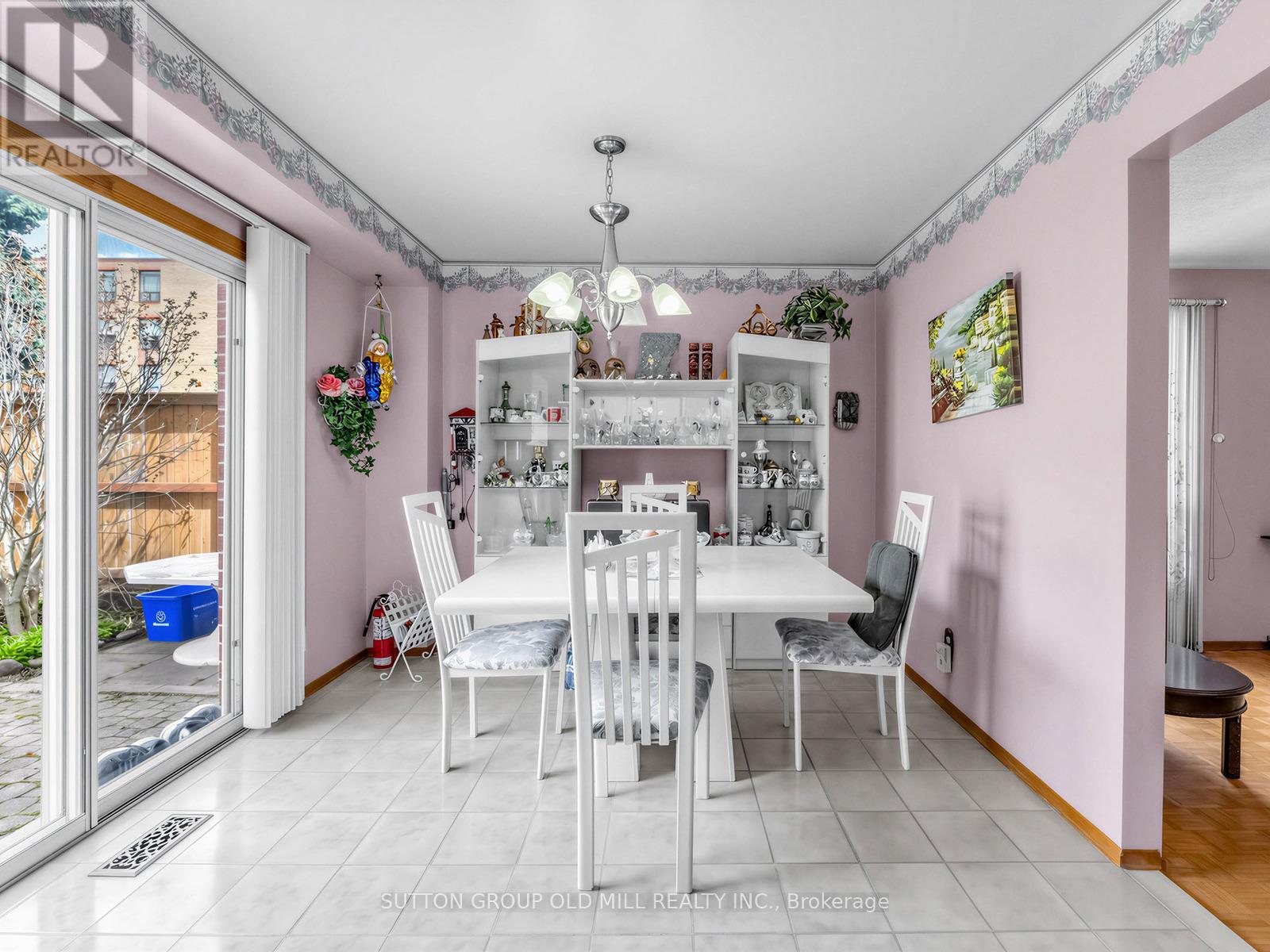 4157 Ottewell Crescent, Mississauga, Ontario  L4W 4A4 - Photo 5 - W13078868