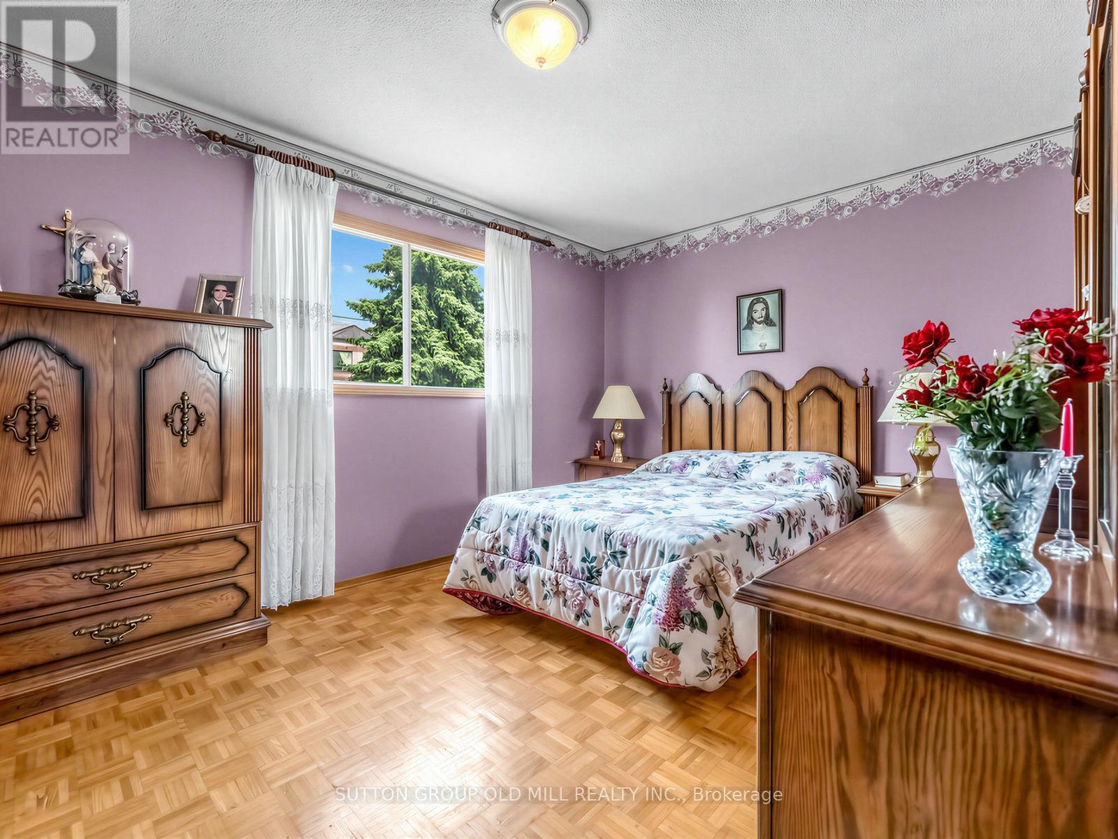 4157 Ottewell Crescent, Mississauga, Ontario  L4W 4A4 - Photo 7 - W13078868