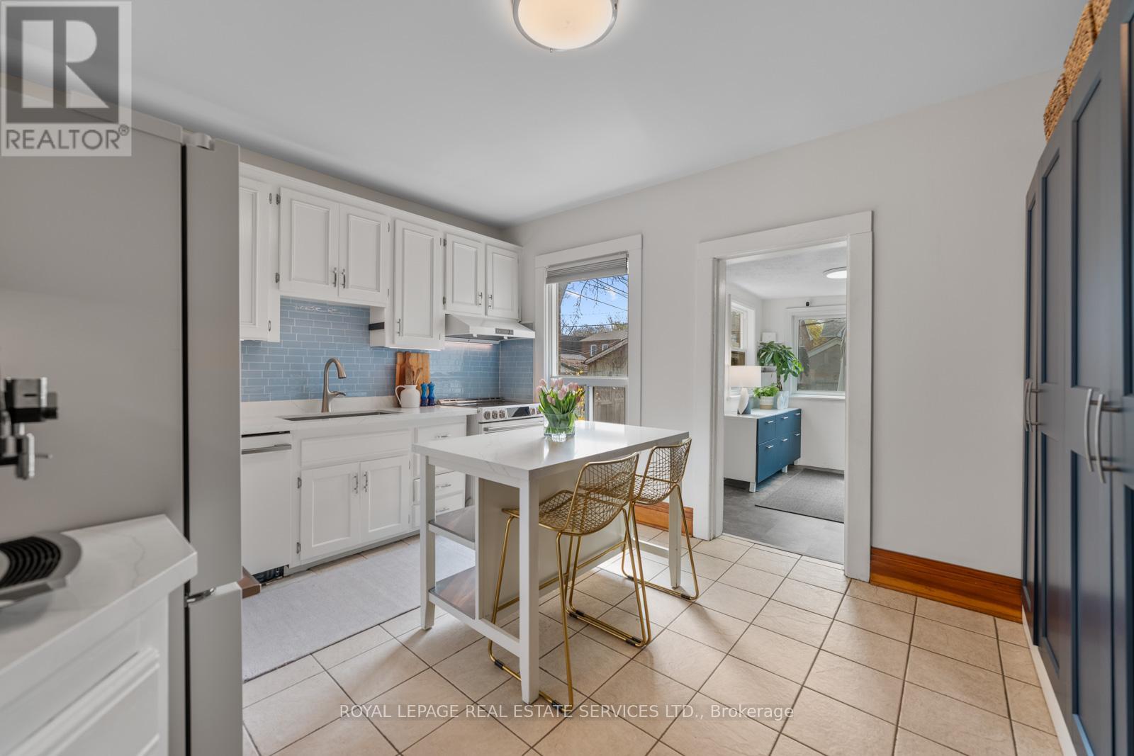 45 Vernon Street, Toronto, Ontario  M6P 1S9 - Photo 16 - W13078954