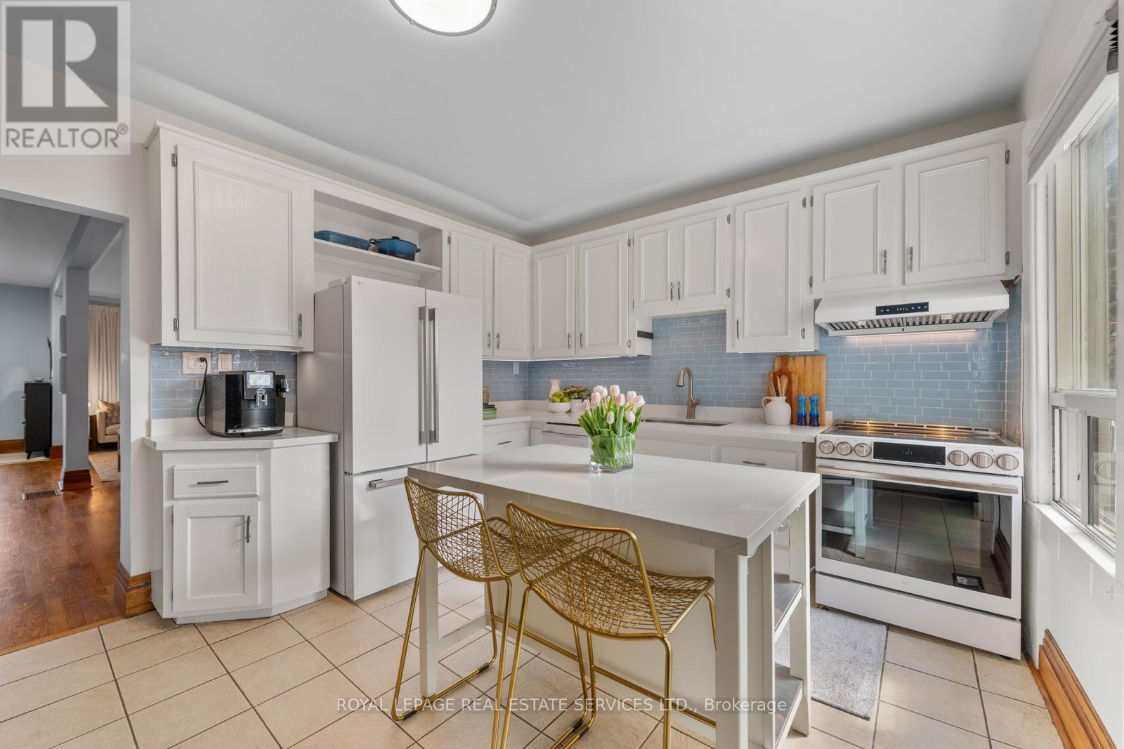 45 Vernon Street, Toronto, Ontario  M6P 1S9 - Photo 19 - W13078954