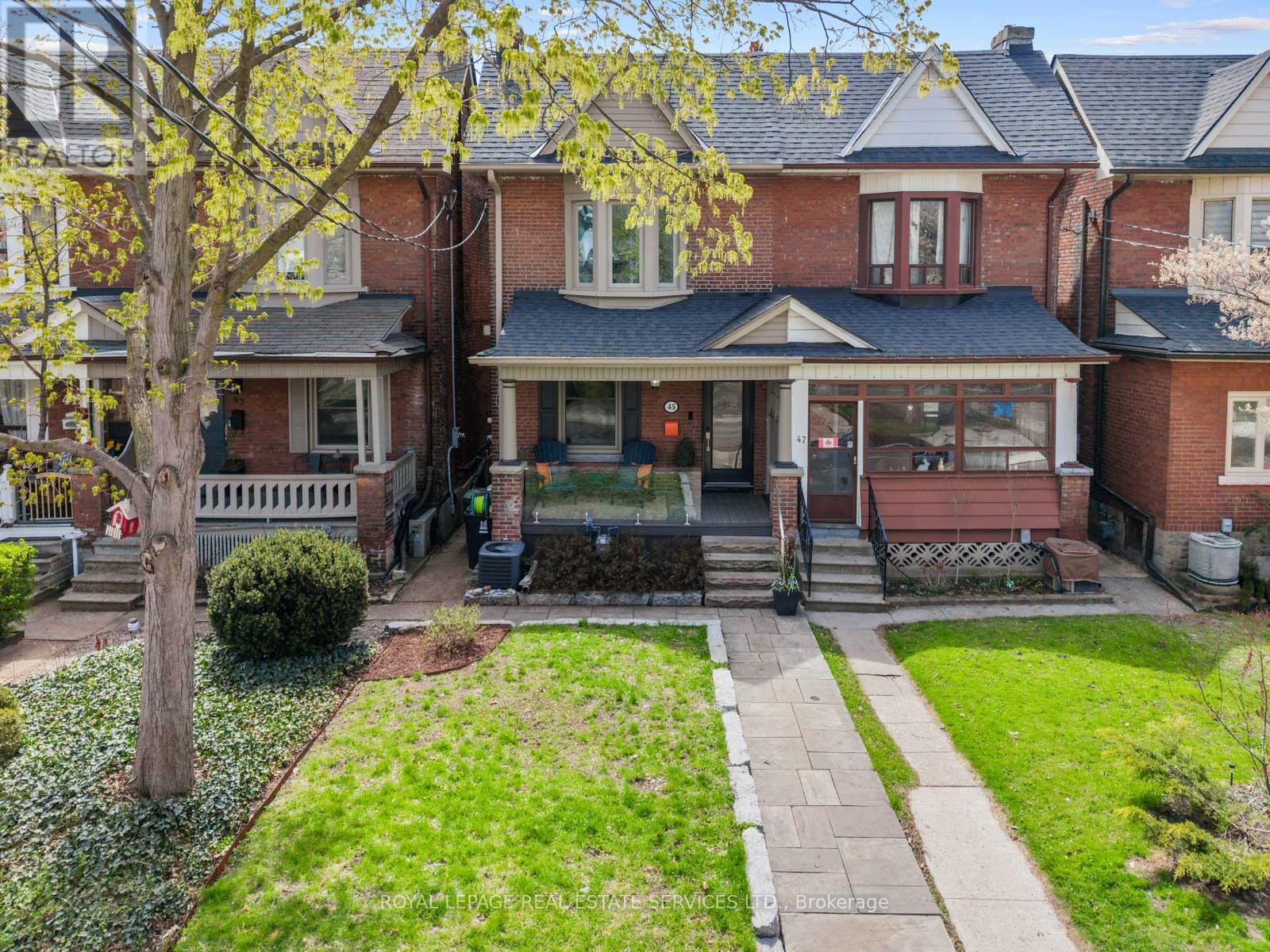 45 Vernon Street, Toronto, Ontario  M6P 1S9 - Photo 2 - W13078954