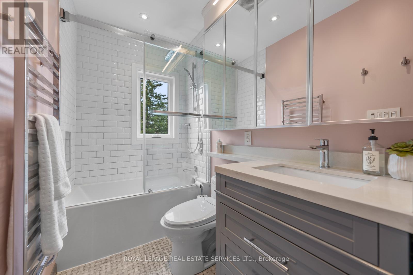 45 Vernon Street, Toronto, Ontario  M6P 1S9 - Photo 38 - W13078954