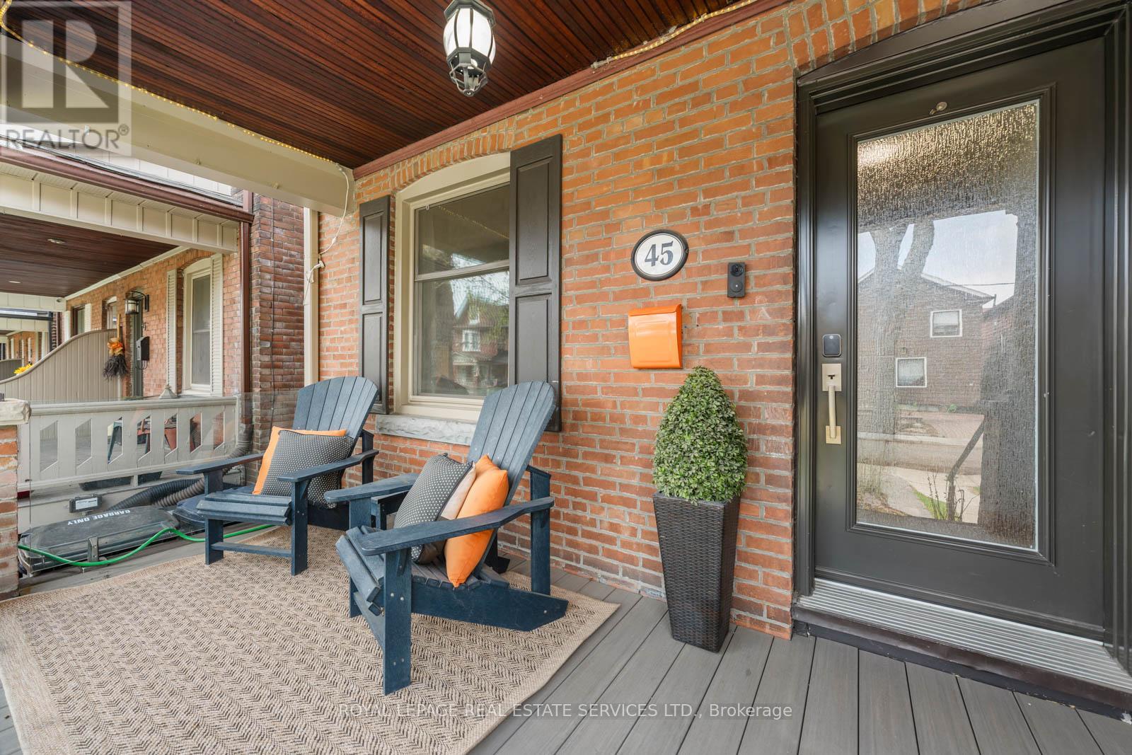 45 Vernon Street, Toronto, Ontario  M6P 1S9 - Photo 4 - W13078954