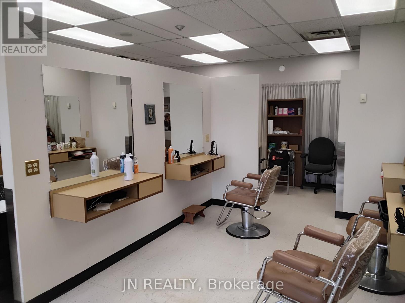 Main Floor - 7900 Mclaughlin Road, Brampton, Ontario  L6Y 5A7 - Photo 8 - W13078958