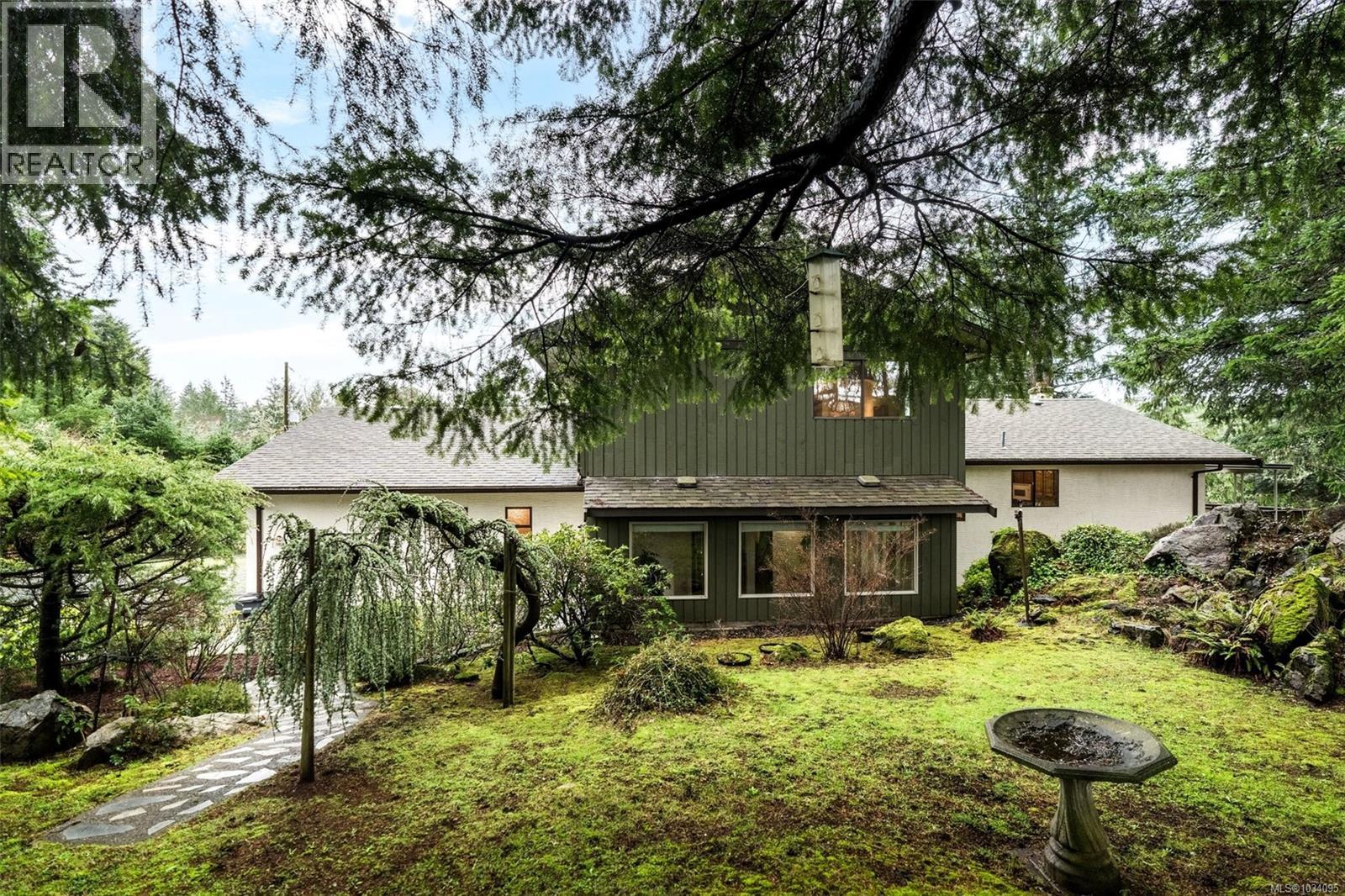 4395 Liberto Rd, Saanich, British Columbia  V9E 2C4 - Photo 29 - 1034095