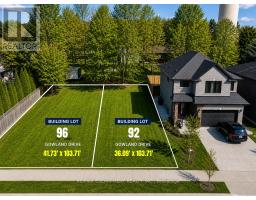92 GOWLAND DRIVE, Hamilton, Ontario
