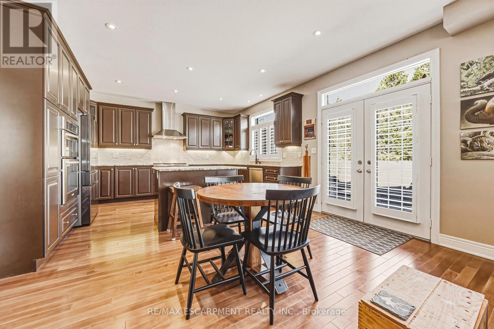 405 Valridge Drive, Hamilton, Ontario  L9G 0B2 - Photo 6 - X13078780