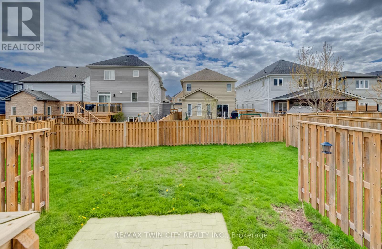 36 Bawcutt Crescent, Brant, Ontario  N3L 0G6 - Photo 28 - X13078786