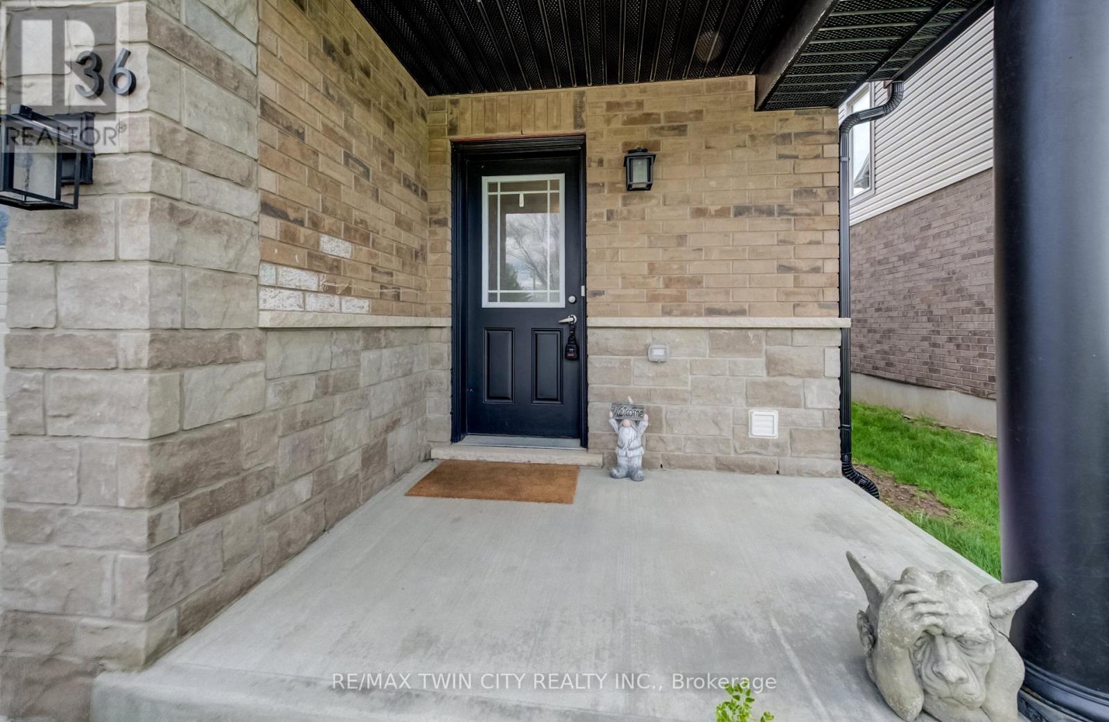 36 Bawcutt Crescent, Brant, Ontario  N3L 0G6 - Photo 3 - X13078786