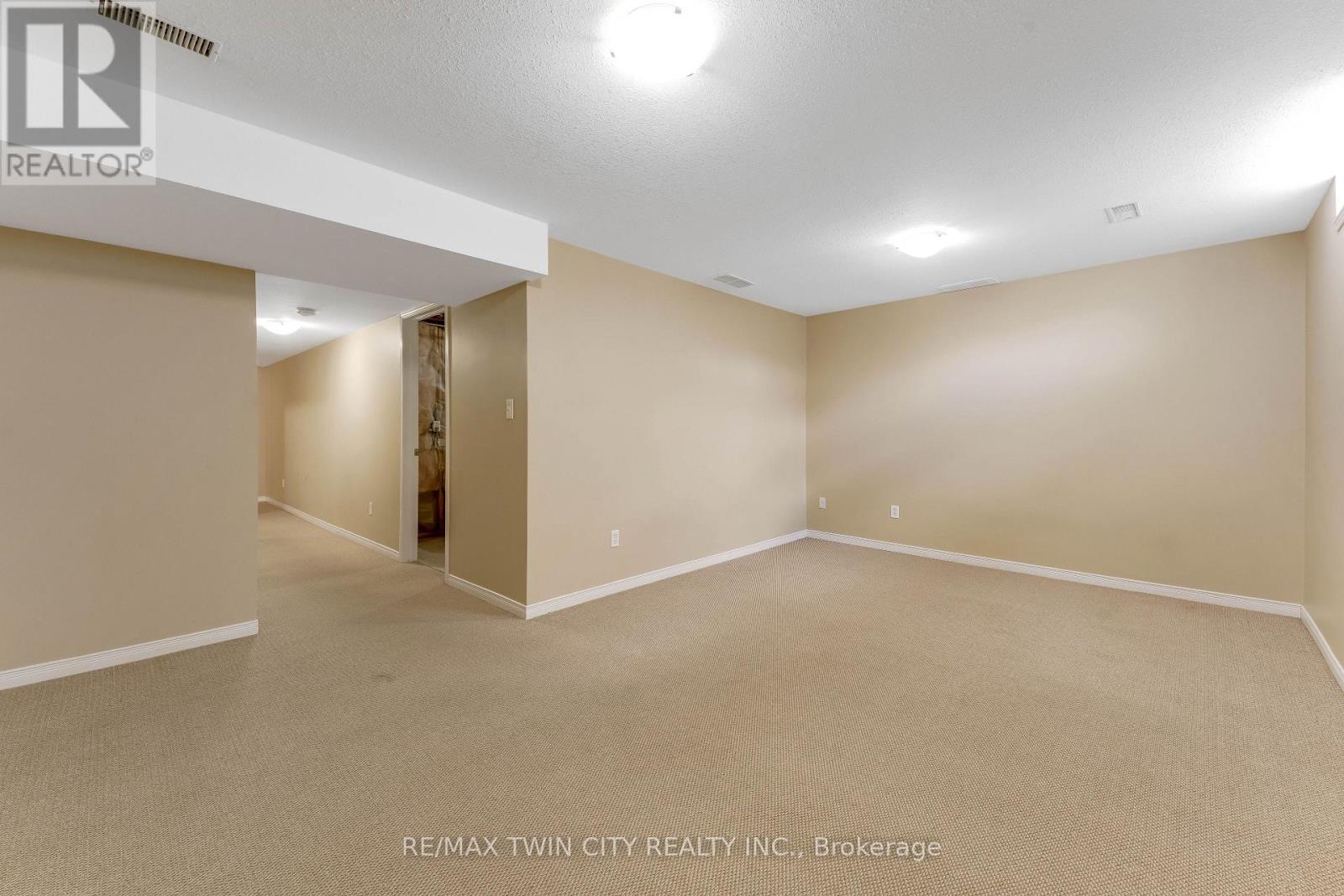 85 Activa Avenue, Kitchener, Ontario  N2E 3R4 - Photo 28 - X13078906