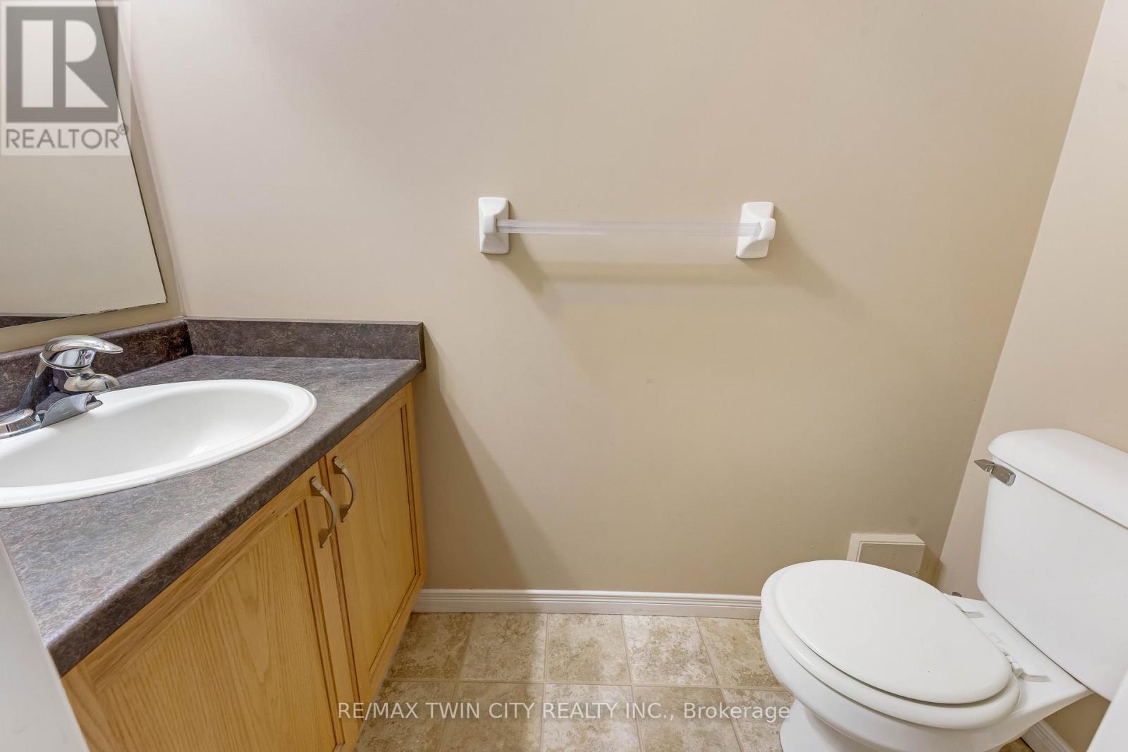 85 Activa Avenue, Kitchener, Ontario  N2E 3R4 - Photo 30 - X13078906