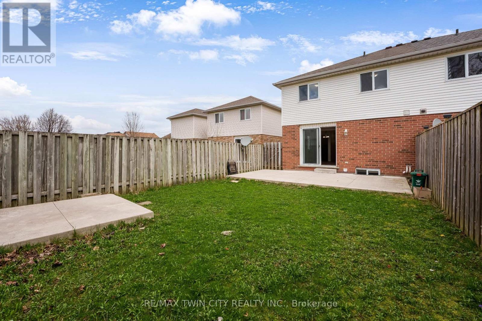 85 Activa Avenue, Kitchener, Ontario  N2E 3R4 - Photo 34 - X13078906