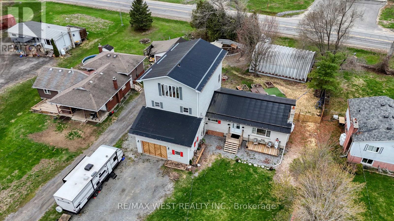 5571 Perth Road Crescent, Frontenac, Ontario  K0H 2L0 - Photo 2 - X13078910
