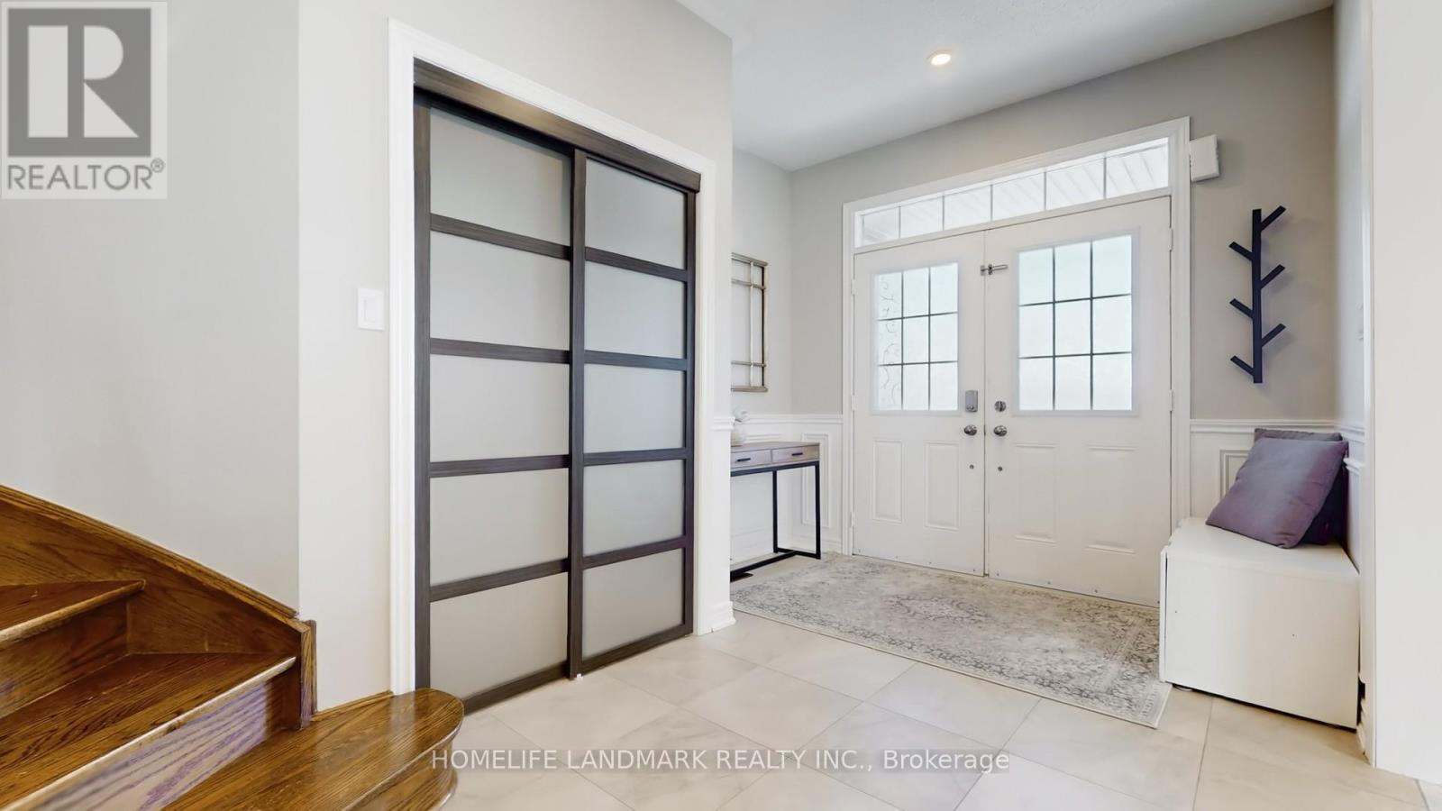 13 Woodway Lane, Markham, Ontario  L6B 0N4 - Photo 5 - N12999422