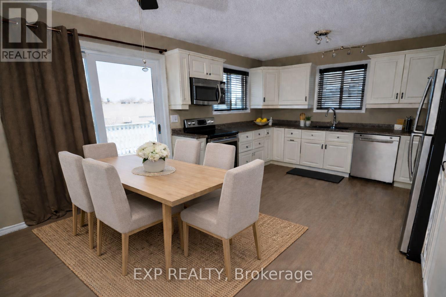 1059 Flynn Avenue, Ottawa, Ontario  K7S 3G7 - Photo 8 - X12841072
