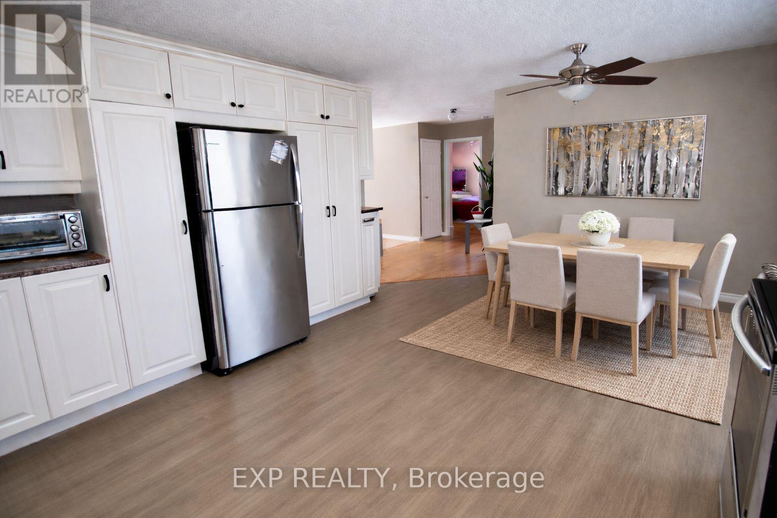 1059 Flynn Avenue, Ottawa, Ontario  K7S 3G7 - Photo 9 - X12841072