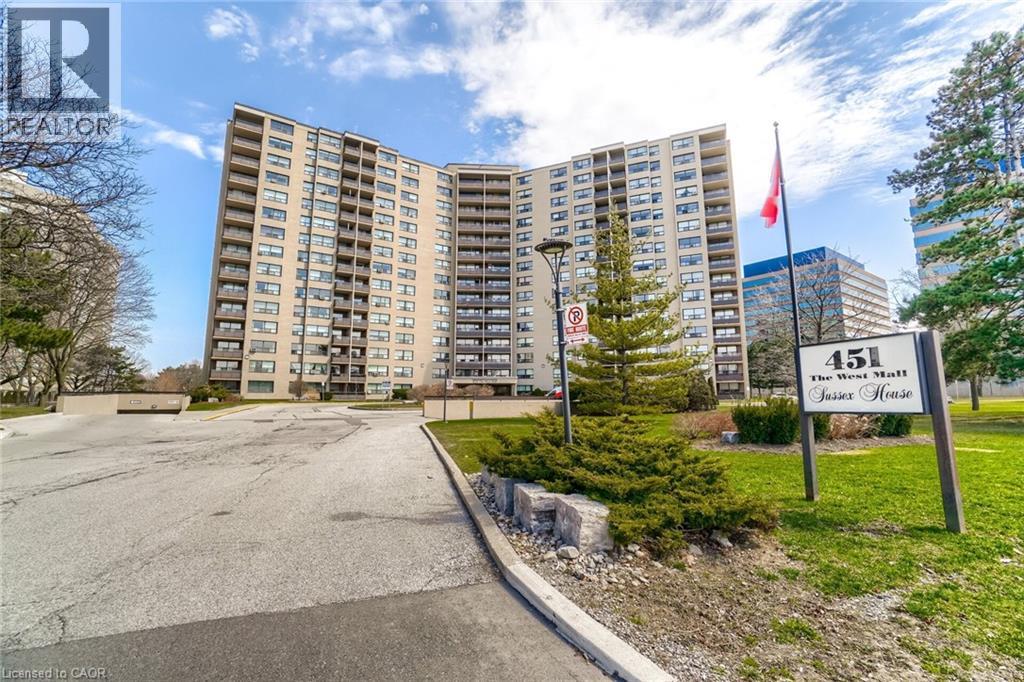 451 THE WEST MALL Unit# 815, Toronto, Ontario