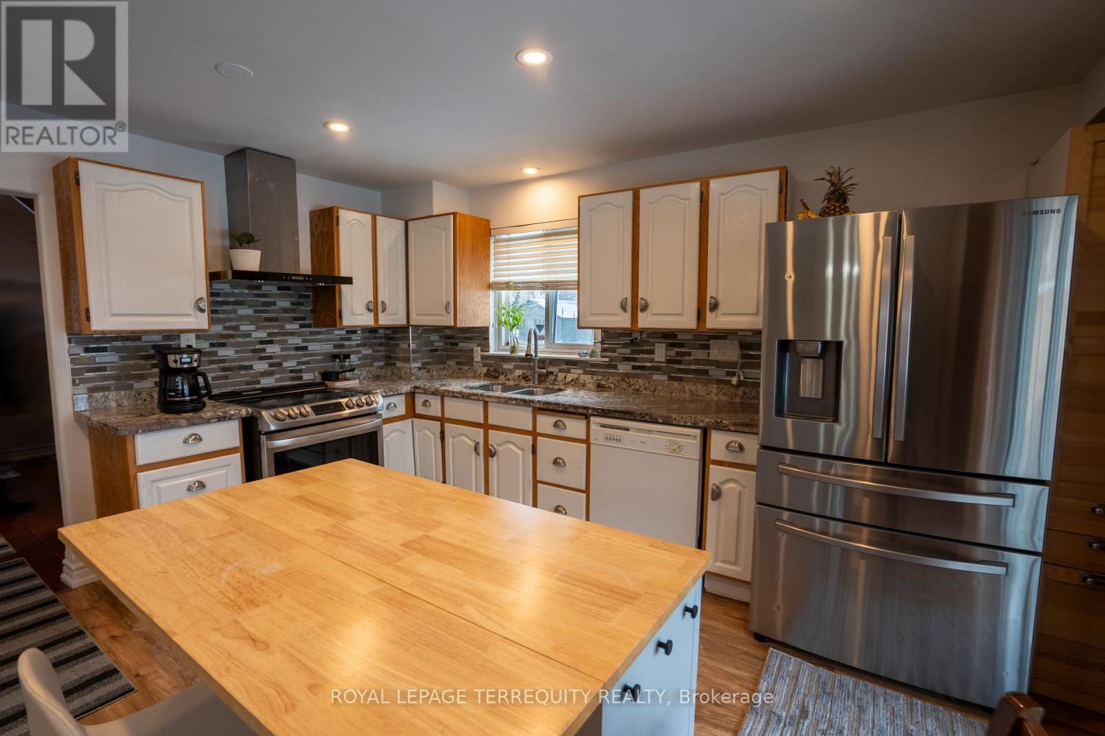 65 Dorset Drive, Brampton, Ontario  L6T 2Y6 - Photo 14 - W12986630