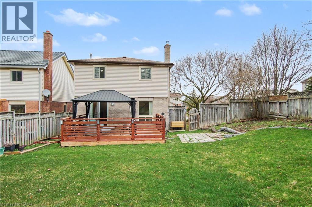 7 Wycliffe Place, Kitchener, Ontario  N2M 5J6 - Photo 40 - 40823838