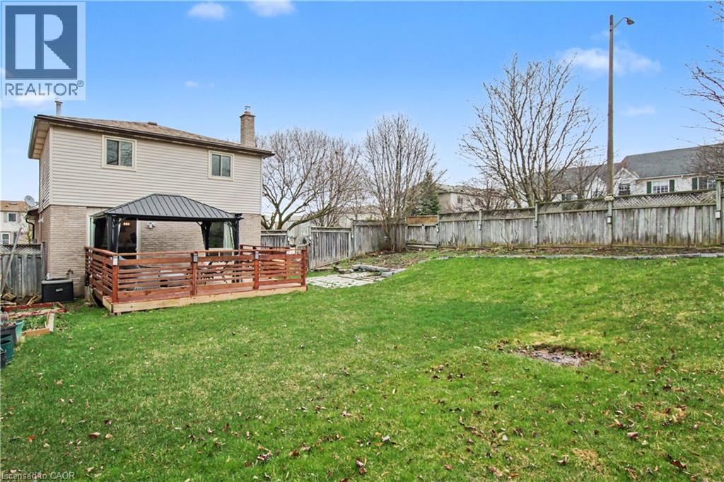 7 Wycliffe Place, Kitchener, Ontario  N2M 5J6 - Photo 38 - 40823838