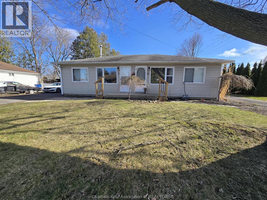 9/15 MELROSE DRIVE, Chatham, Ontario