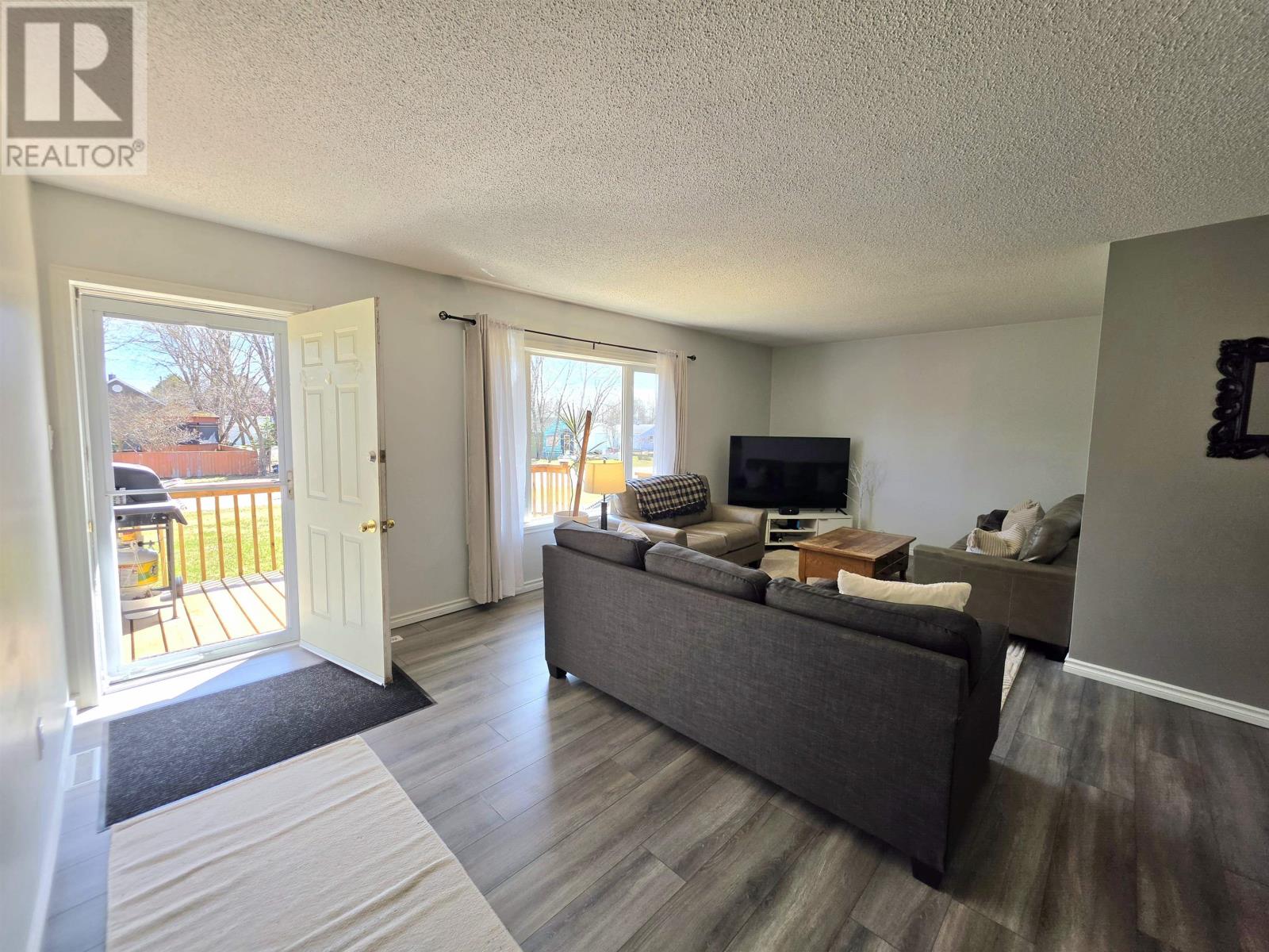 310 Trojan Street, Kenora, Ontario  P9N 3B4 - Photo 7 - TB2600896