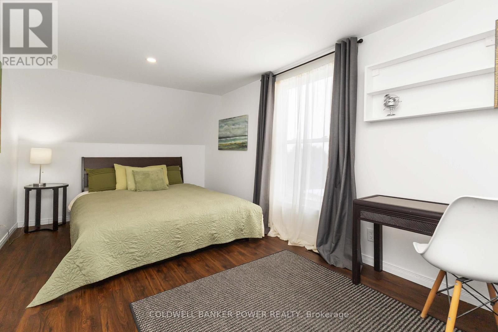 32 Ann Street, Lambton Shores, Ontario  N0M 1B0 - Photo 24 - X12845242