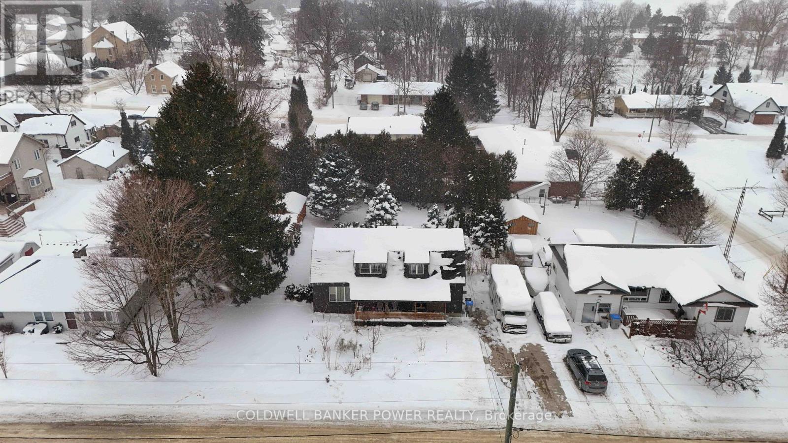 32 Ann Street, Lambton Shores, Ontario  N0M 1B0 - Photo 33 - X12845242