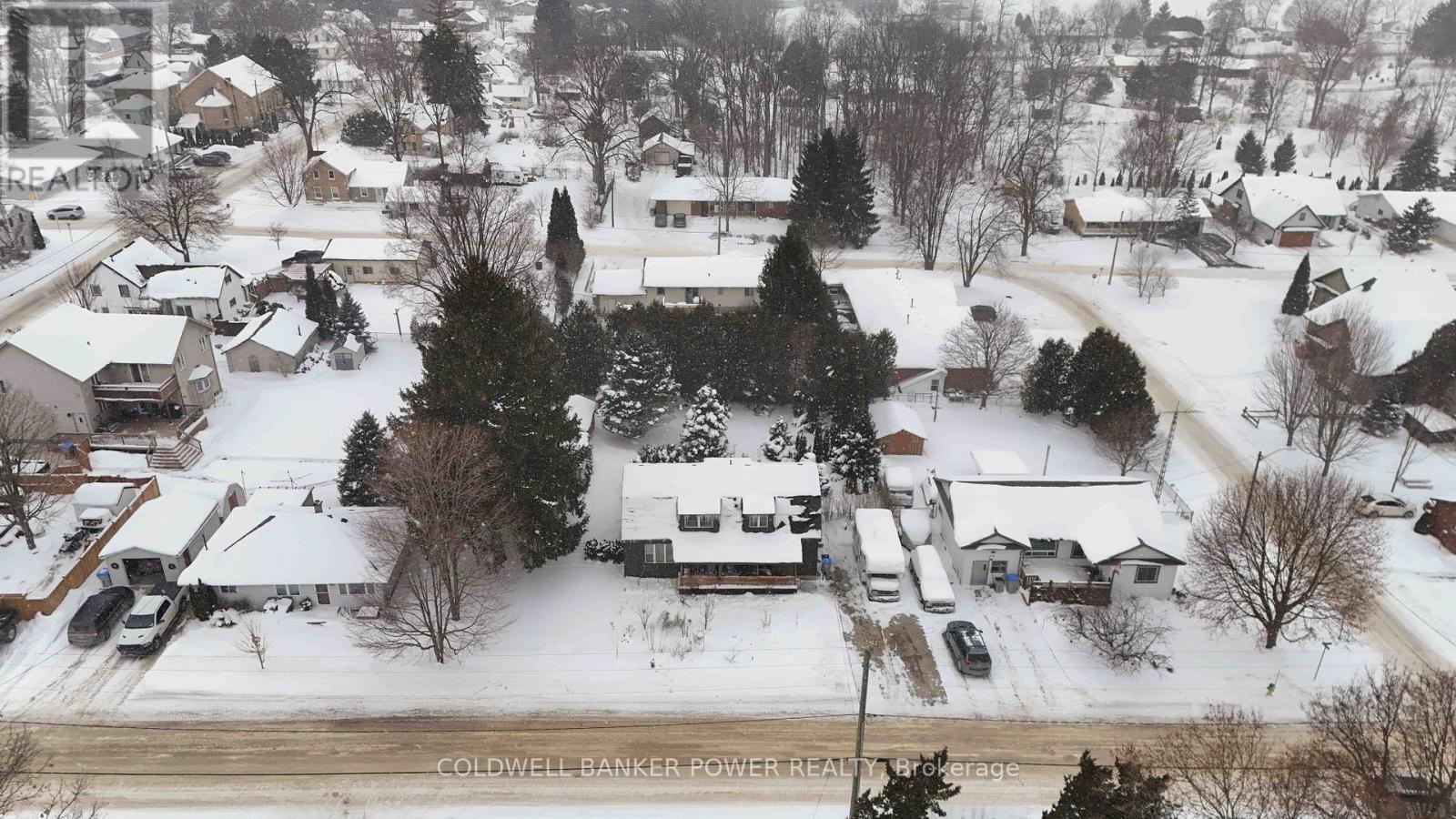32 Ann Street, Lambton Shores, Ontario  N0M 1B0 - Photo 34 - X12845242