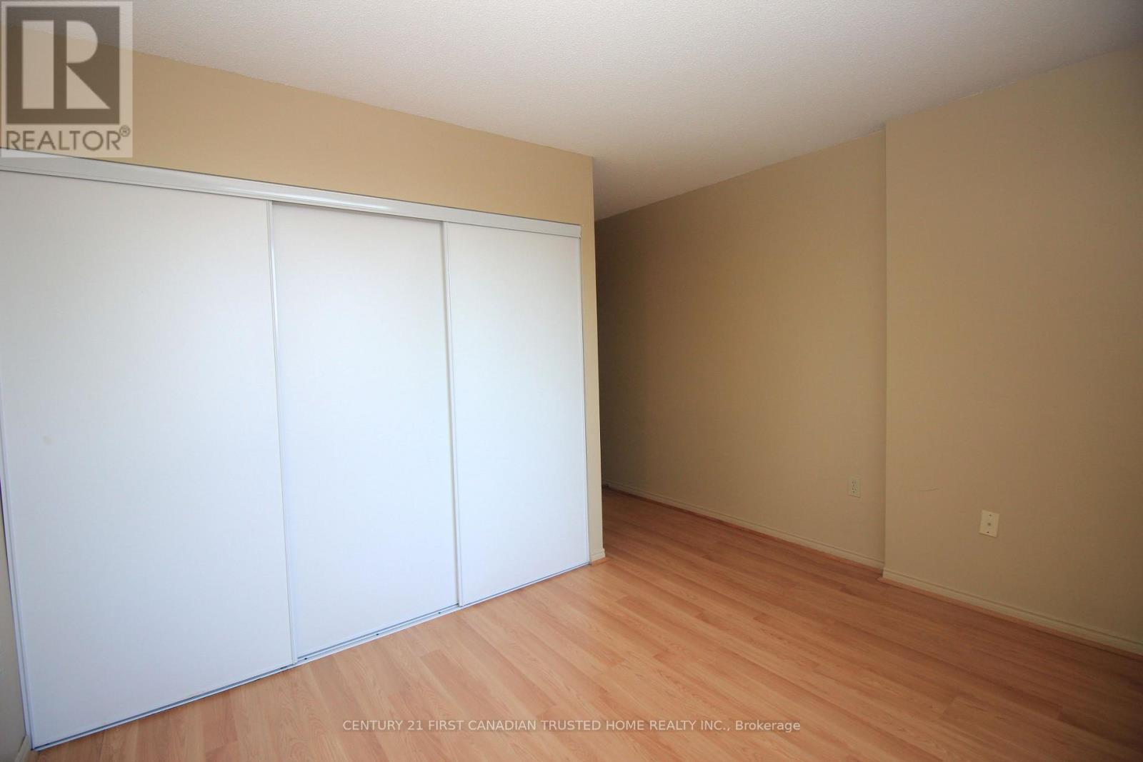 305 - 155 Kent Street, London East, Ontario  N6A 5N7 - Photo 21 - X12914094