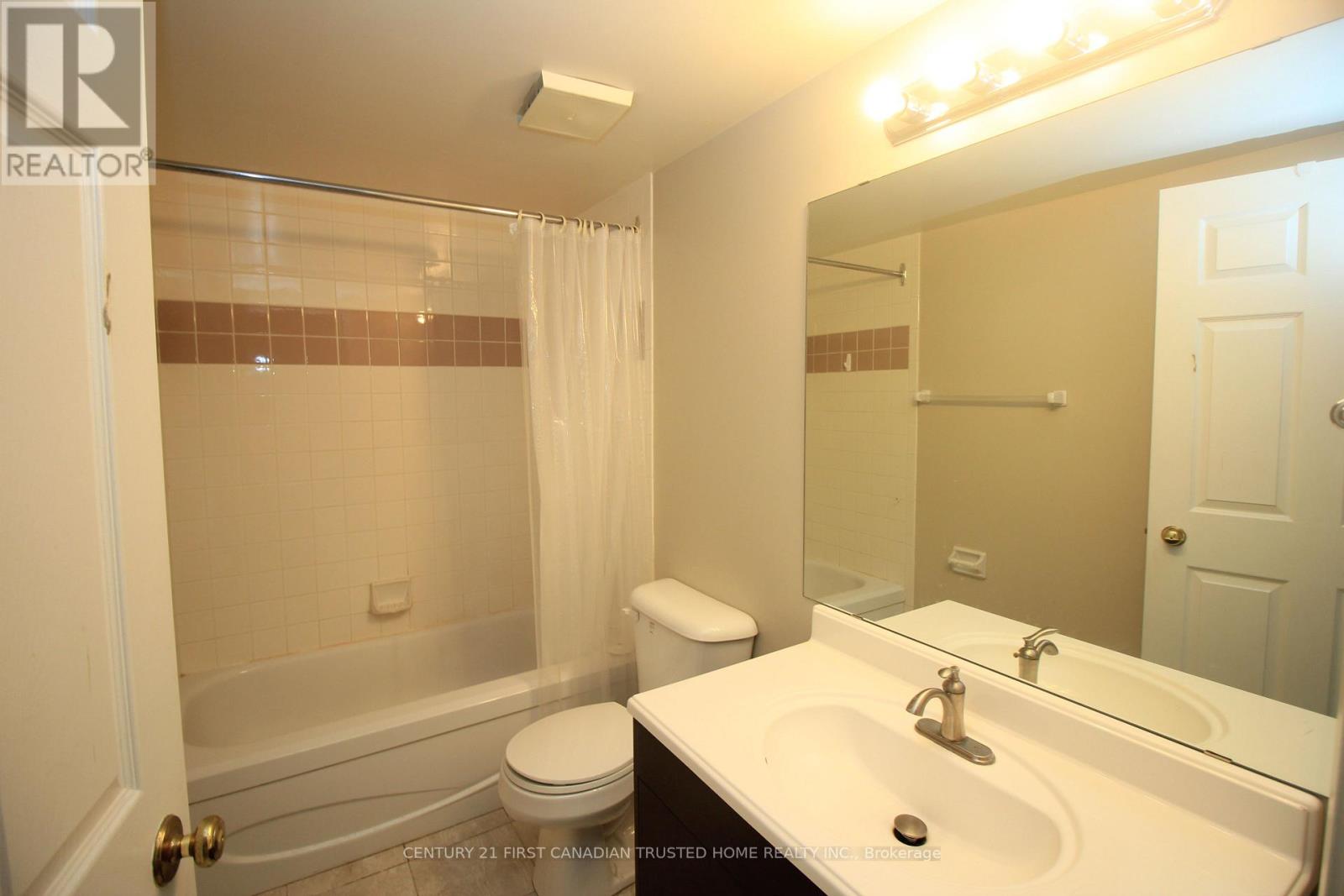 305 - 155 Kent Street, London East, Ontario  N6A 5N7 - Photo 7 - X12914094