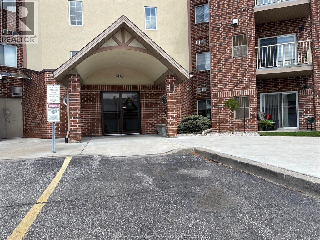 3160 Wildwood Unit# 320, Windsor, Ontario  N8R 1Z3 - Photo 3 - 26009974