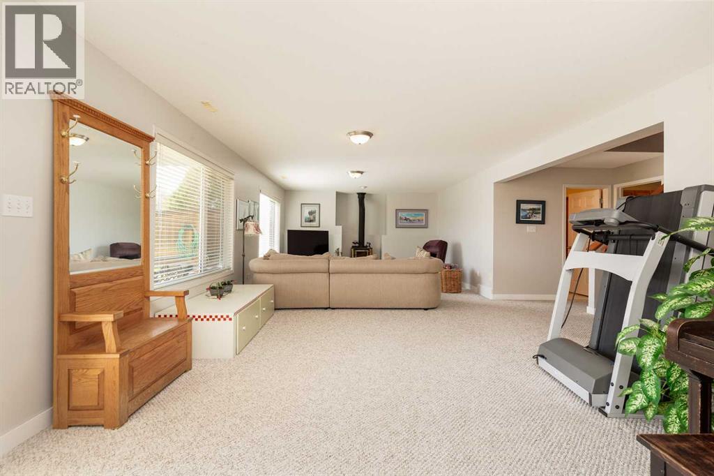 11 Salish Bay W, Lethbridge, Alberta  T1K 7T8 - Photo 17 - A2307626