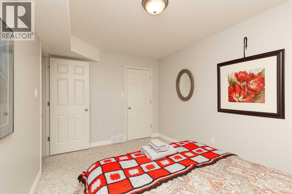 11 Salish Bay W, Lethbridge, Alberta  T1K 7T8 - Photo 25 - A2307626
