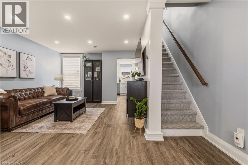 14 Mars Avenue, Hamilton, Ontario  L8L 3V8 - Photo 3 - 40826566
