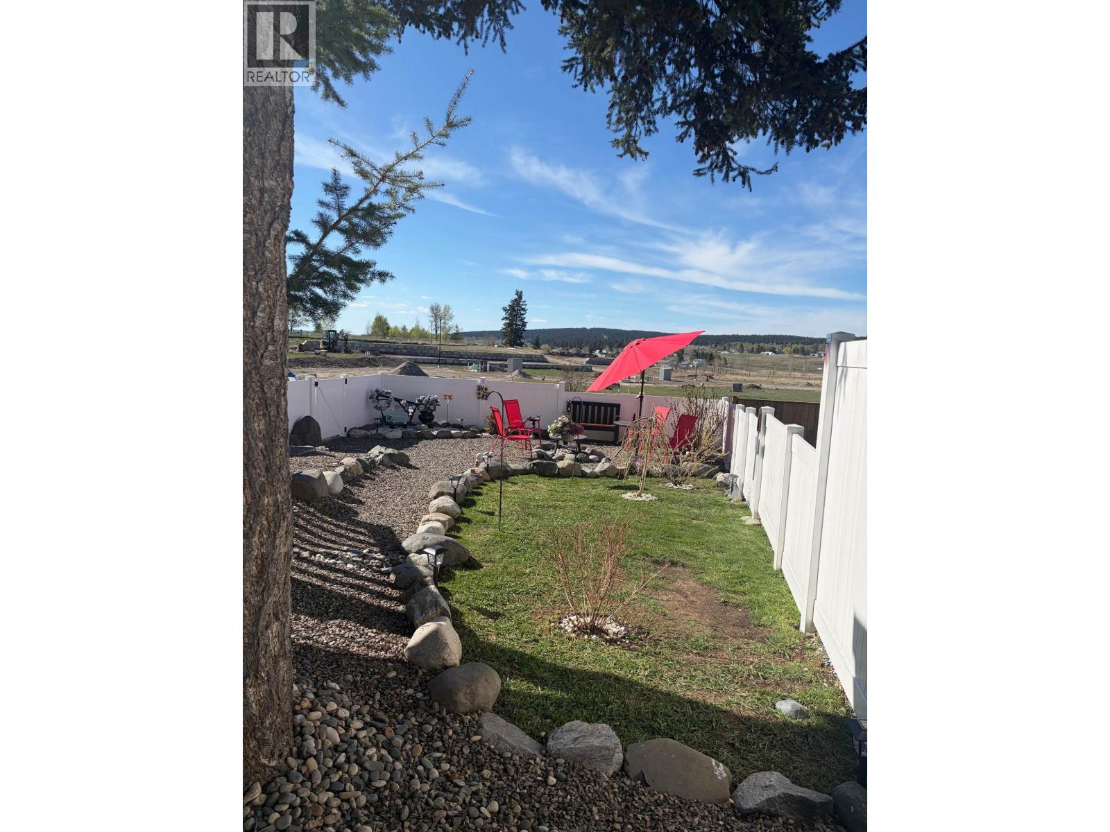 31 4072 Lac La Hache Station Road, Lac La Hache, British Columbia  V0K 1T0 - Photo 2 - R3049612