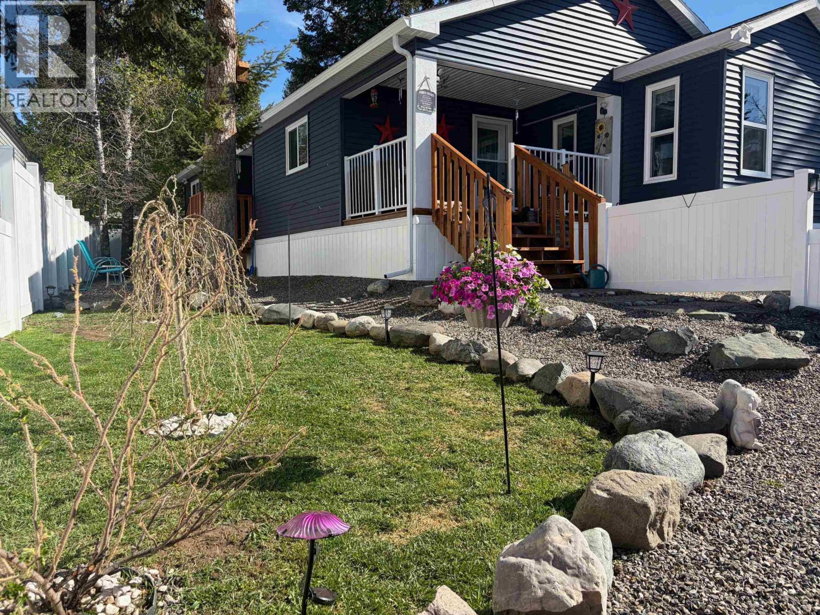 31 4072 Lac La Hache Station Road, Lac La Hache, British Columbia  V0K 1T0 - Photo 1 - R3049612