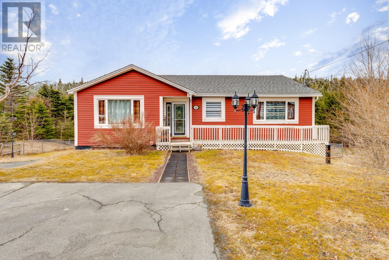 32 Topsail Pond Road, Paradise, Newfoundland & Labrador  A1L 2B3 - Photo 2 - 1296495