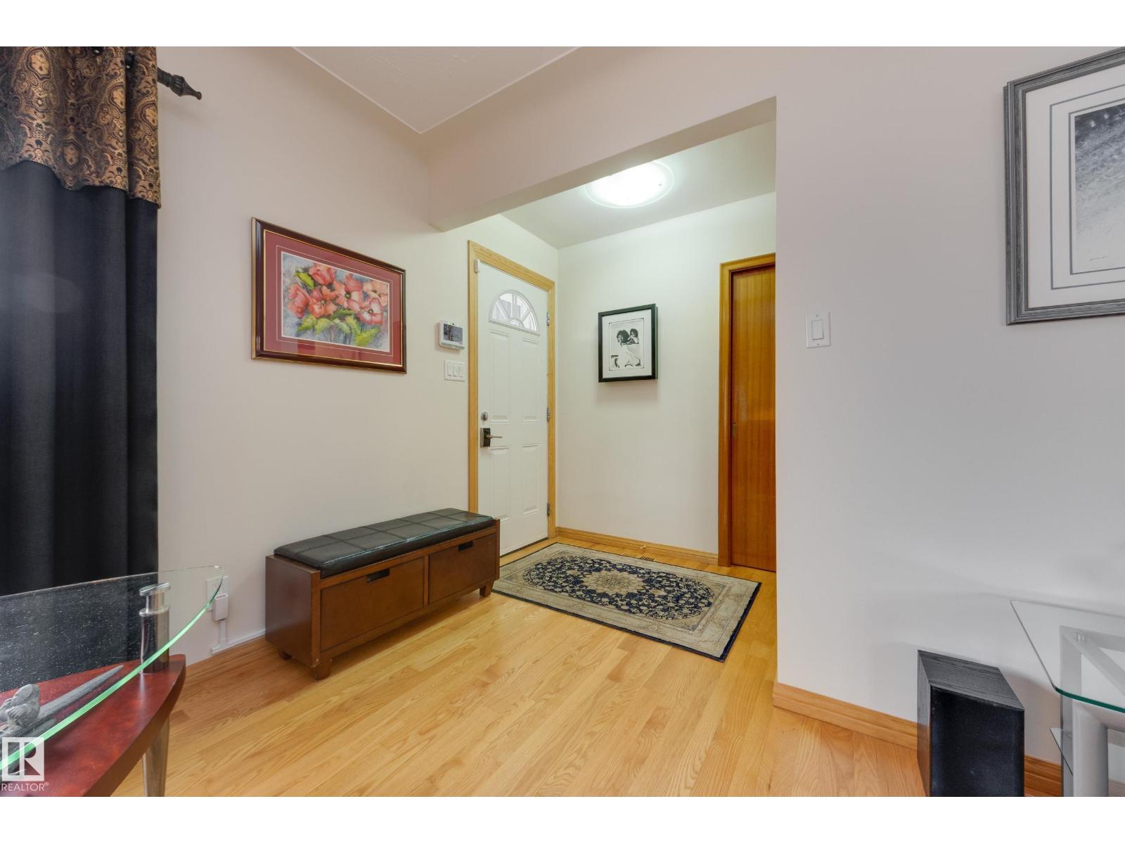 9503 77 St NW, Edmonton, Alberta  T6C 2M8 - Photo 2 - E4485598
