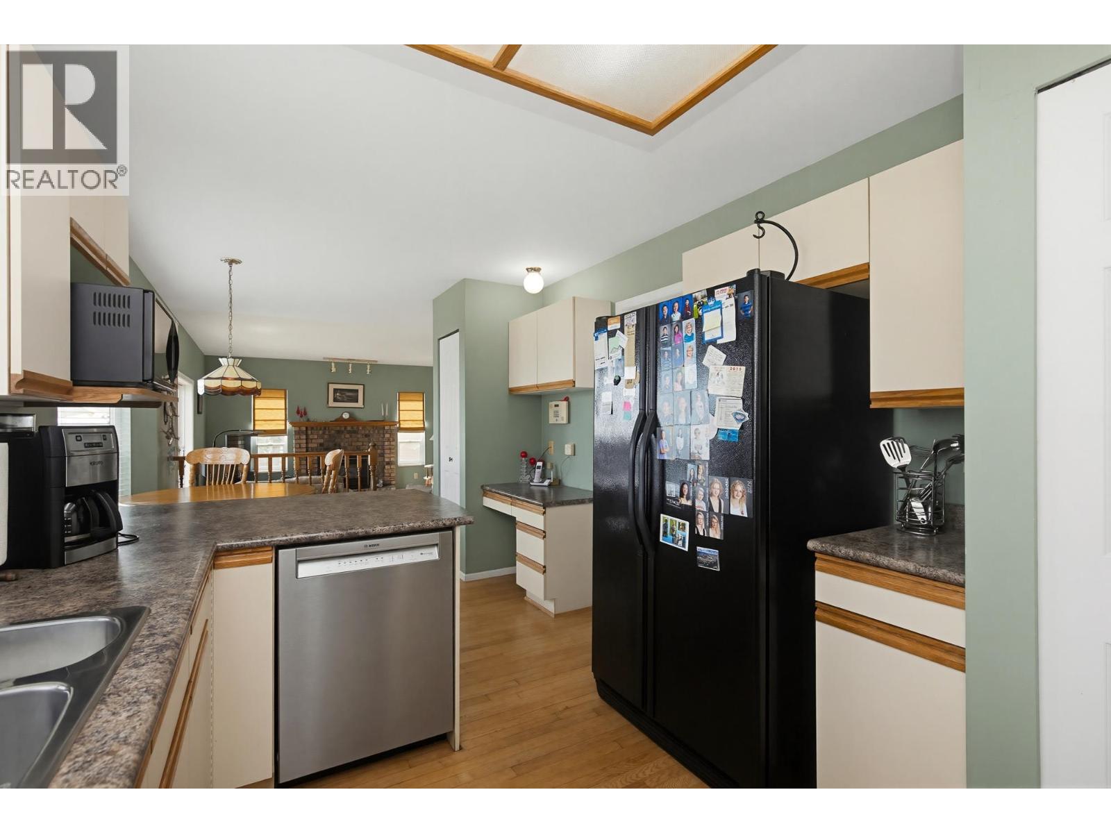 2165 Tower Court, Port Coquitlam, British Columbia  V3C 5E3 - Photo 6 - R3118556