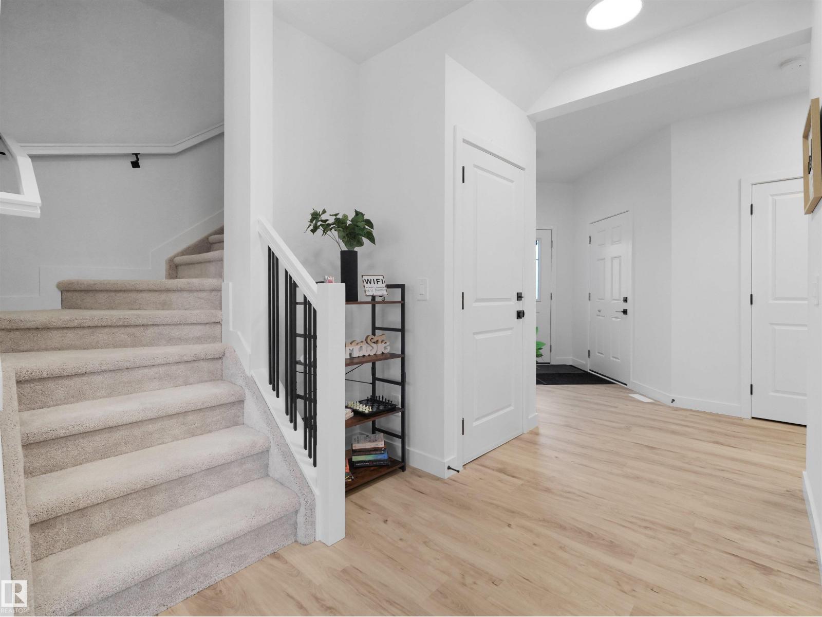 16252 19 Av SW, Edmonton, Alberta  T6W 5C6 - Photo 9 - E4485600
