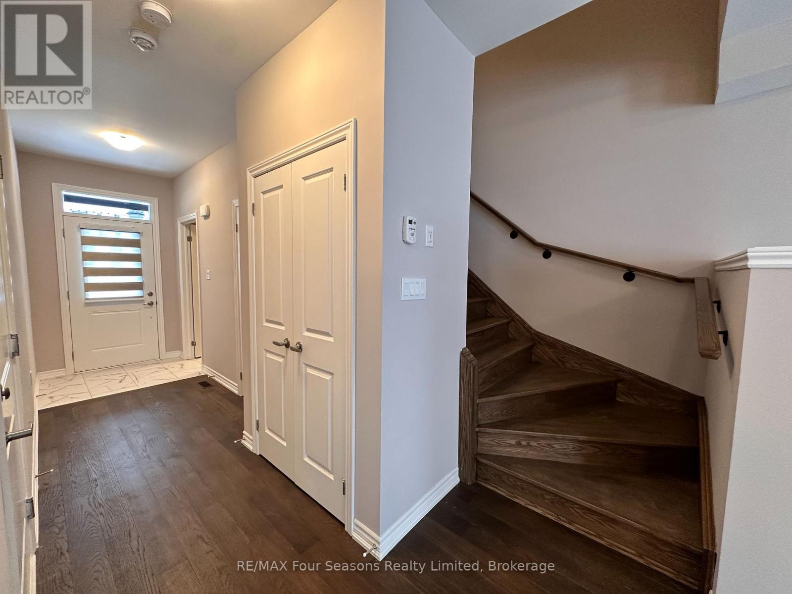 138 Rosie Street, Blue Mountains, Ontario  N0H 1J0 - Photo 14 - X13079062