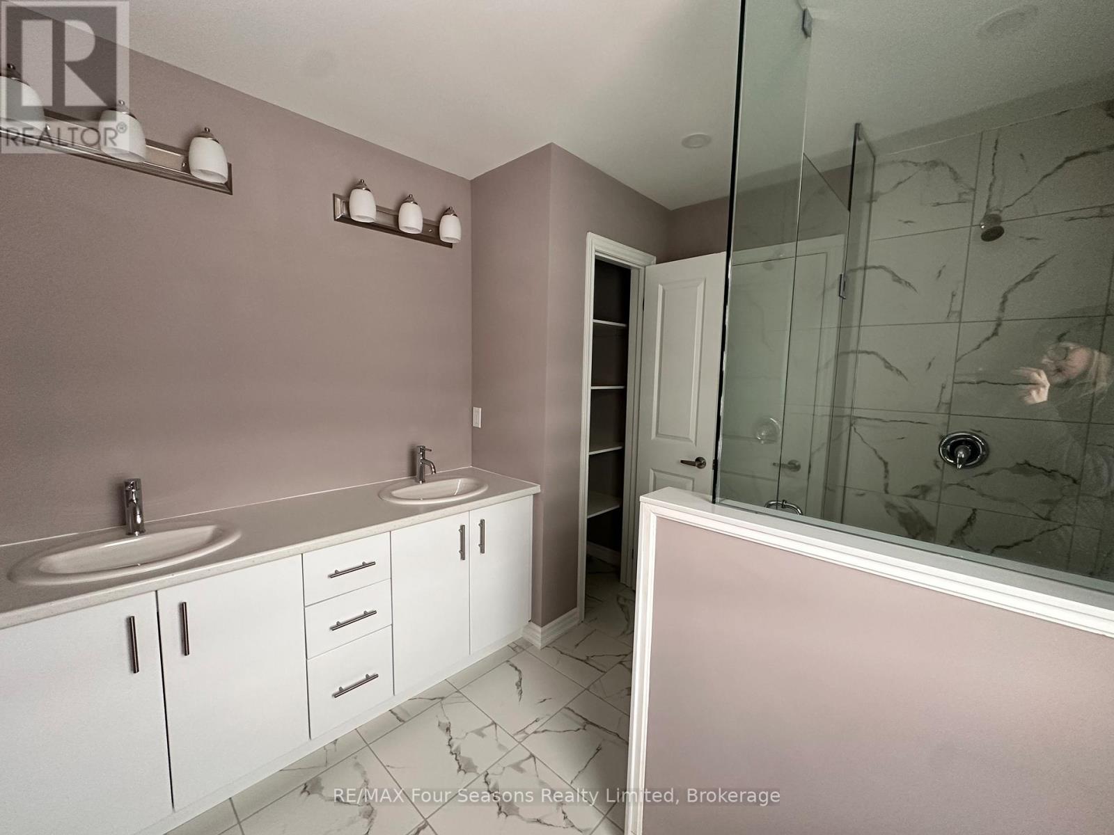 138 Rosie Street, Blue Mountains, Ontario  N0H 1J0 - Photo 23 - X13079062