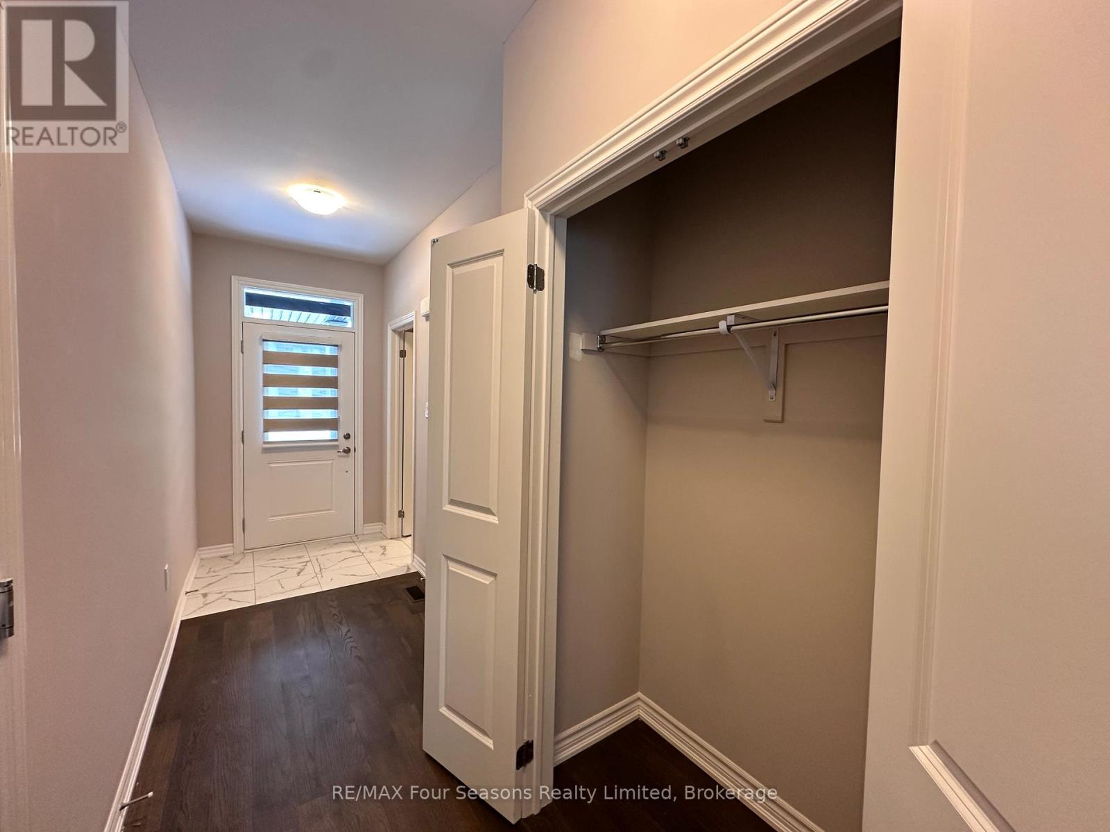138 Rosie Street, Blue Mountains, Ontario  N0H 1J0 - Photo 5 - X13079062