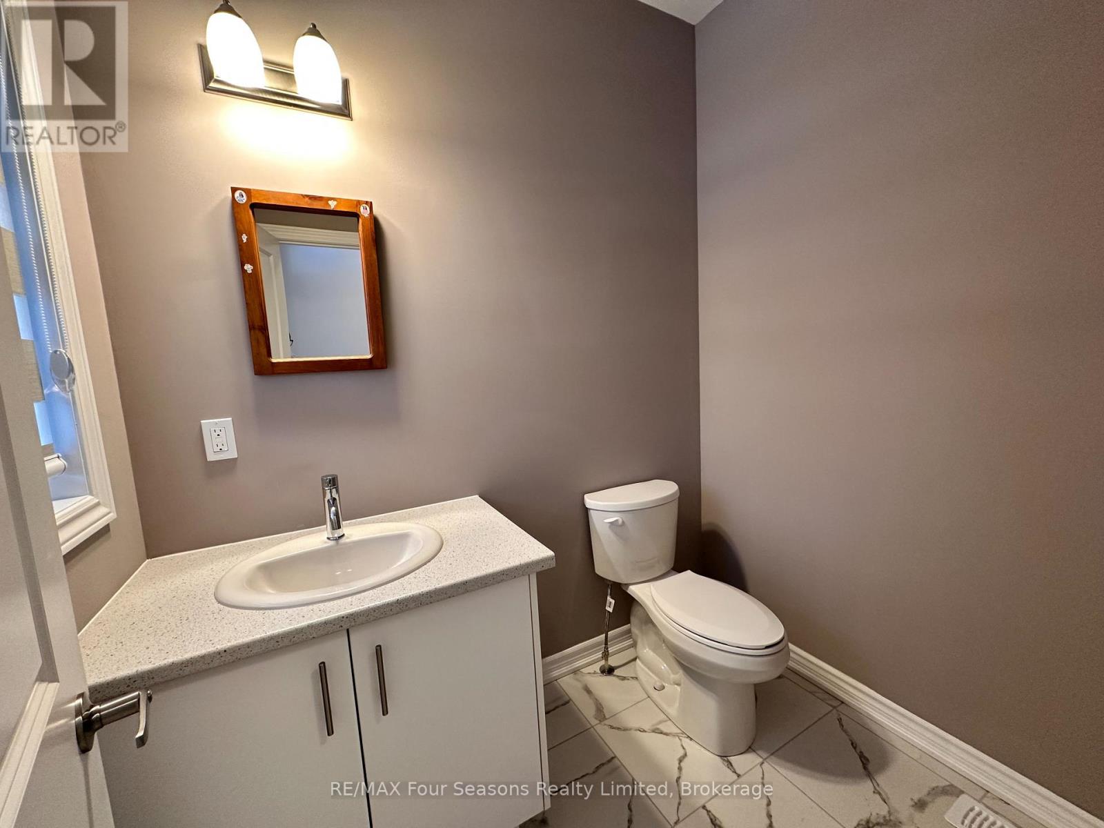 138 Rosie Street, Blue Mountains, Ontario  N0H 1J0 - Photo 6 - X13079062