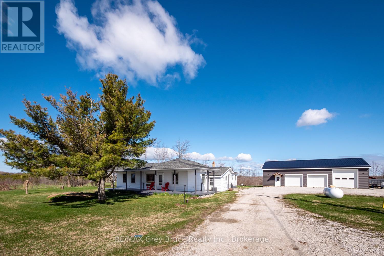 158 RED BAY ROAD, South Bruce Peninsula, Ontario