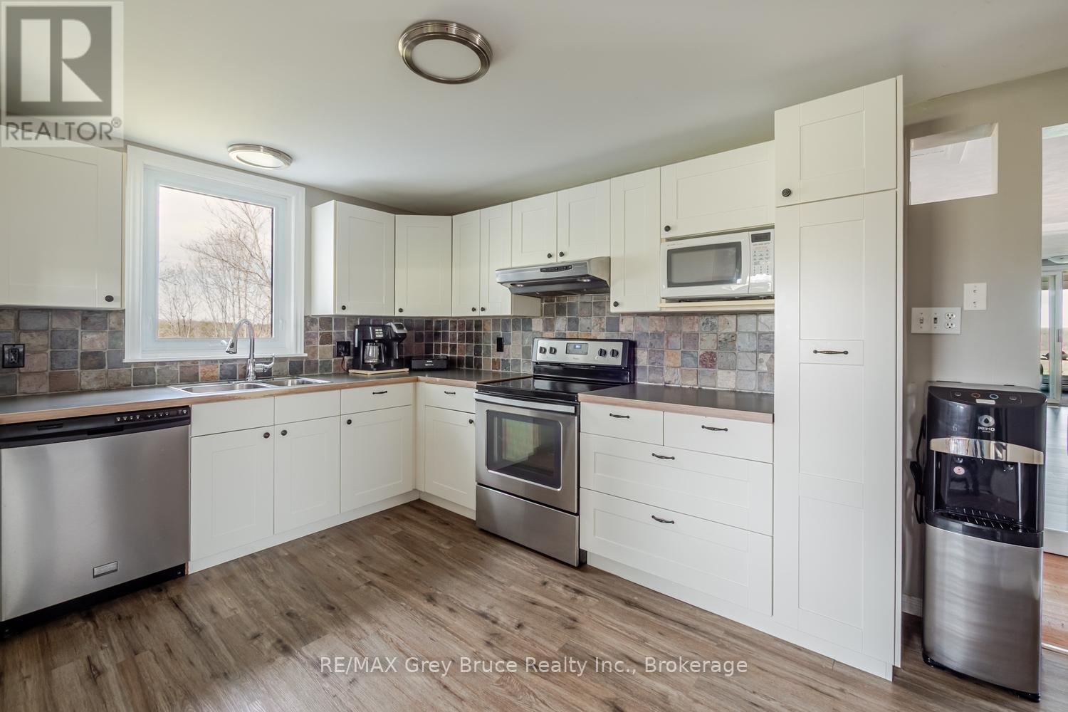 158 Red Bay Road, South Bruce Peninsula, Ontario  N0H 2T0 - Photo 11 - X13079140