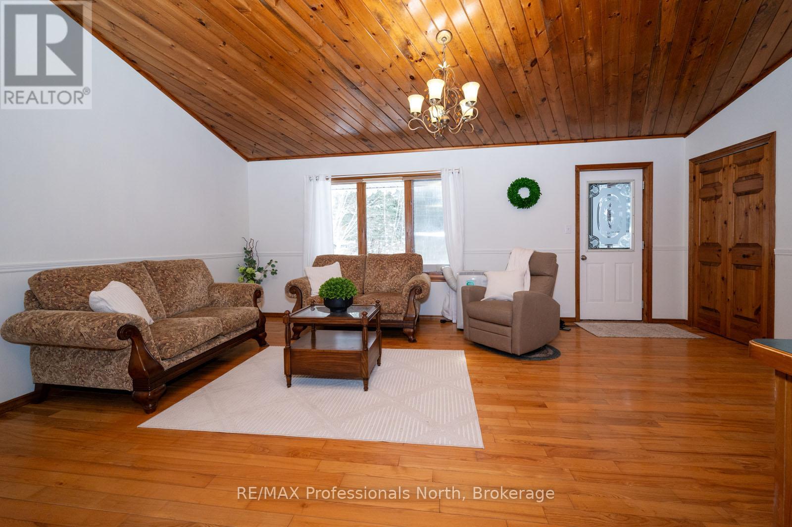 66 Rain Lake Road, Kearney, Ontario  P0A 1M0 - Photo 3 - X13079164