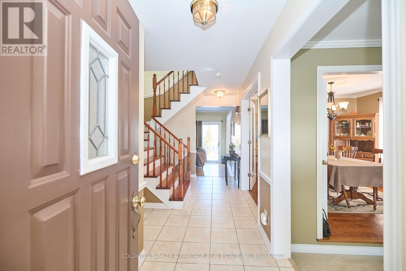 28 Dixon Crescent, Welland, Ontario  L3C 6P4 - Photo 6 - X12989722