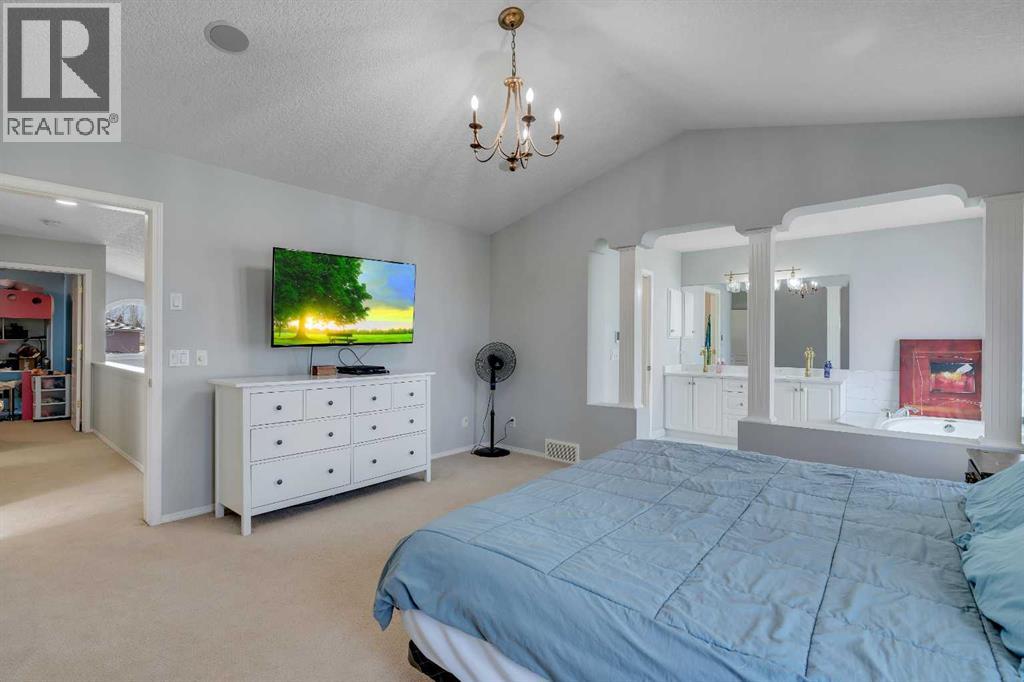 37 Mt Yamnuska Place Se, Calgary, Alberta  T2Z 2Z6 - Photo 27 - A2306133